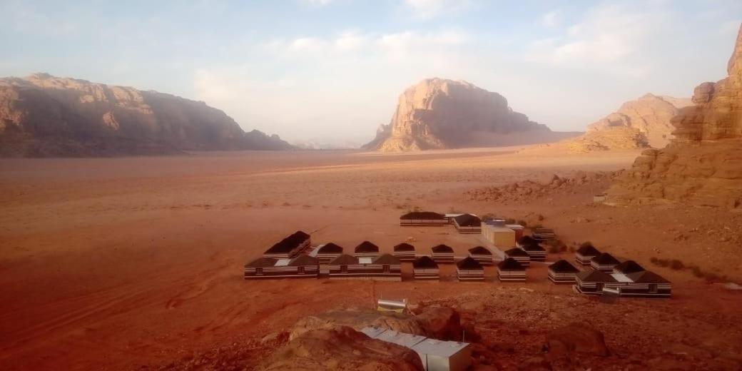 Wadi Rum Quiet Village Camp Kültér fotó