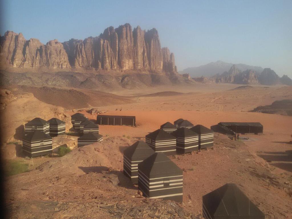 Wadi Rum Quiet Village Camp Kültér fotó